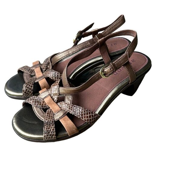 Aravon by New Balance Sandals Metallic Bronze Brown Leather Kitten Heel 7.5 AA - Picture 2 of 13